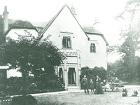 004504 Lee H Rd N side, Hurst Lodge
