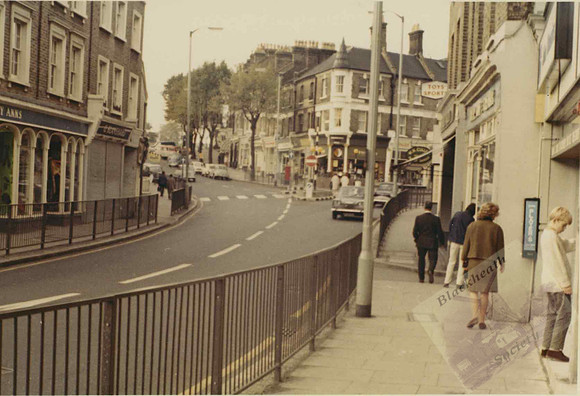 000622 Blackheath Village Centre, Northwards+Tucks Corner